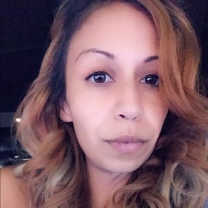 Meet your Posher, Idalia